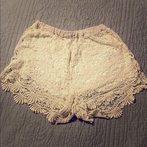 Debut Women’s Crochet Shorts